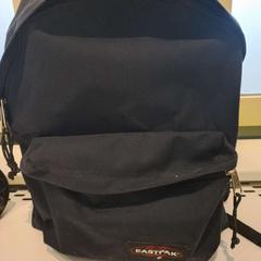 حقائب حمل وحقائب اليد، كما تم الإبلاغ عنه بواسطة Arriva Limburg Zuid عبر iLost