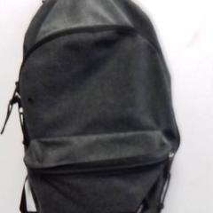 Rugzak, segundo informou Hermes Eindhoven usando iLost