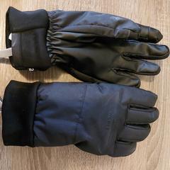 Zwarte skihandschoenen, iLost에 보고됨