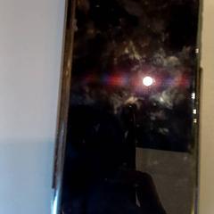 Smartfon leeg Motorola, zgłoszono przez Qbuzz GD Groningen HS przy użyciu iLost