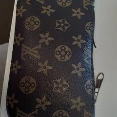 Portemonnee - Othemeng, zoals gemeld door Centraal magazijn met iLost