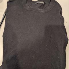 Maglione, come riportato da Inntel Hotels Utrecht Centre utilizzando iLost