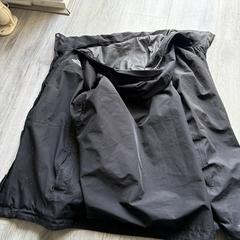 Zwarte Northface jas mt m/m, segundo informou a iLost