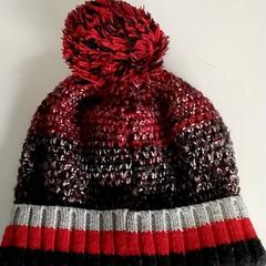Gorro Rood, ha sido reportado por Regio Antwerpen - Brussel con iLost