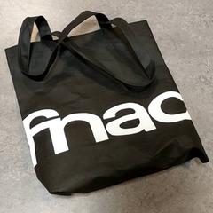 Väska - Stoffen tas, rapporterat av Regio Oost-Vlaanderen med iLost