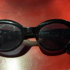 Gafas de sol, segundo informou Dijkpop Festival usando iLost