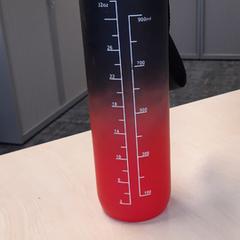 Waterfles, como reportado por Connexxion Haarlem IJmond utilizando o iLost