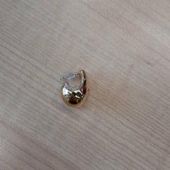 القرط، كما تم الإبلاغ عنه بواسطة IKEA Dijon عبر iLost