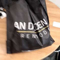 Poltsa, gisa salatu by Connexxion Haarlem AML iLost erabiliz