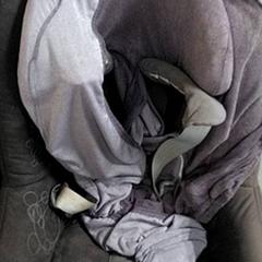 Maxicosi Met Isofix base, segundo informou IKEA Gent usando iLost