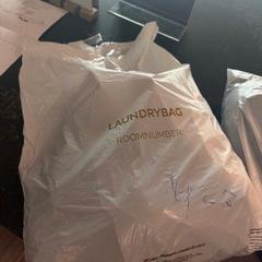 Kledingzak, jak nahlášeno Van der Valk Hotel Veenendaal pomocí iLost