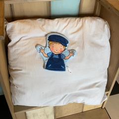 Almofada, como reportado por Familie Resort Molenwaard utilizando o iLost