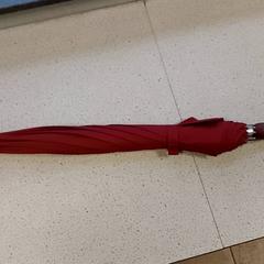 Ombrello, come riportato da Centraal magazijn utilizzando iLost