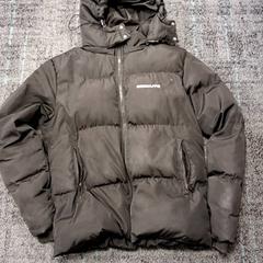 Kurtka, zgłoszono przez Breng Nijmegen przy użyciu iLost