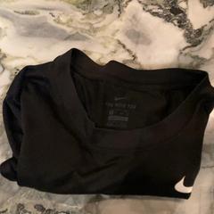 Shirt, as reported by Van der Valk Hotel Heerlen using iLost