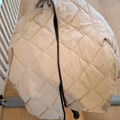 Mantel Beige, gemeldet von IKEA Villiers-sur-Marne über iLost