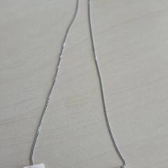 Necklace Zilverkleurig, as reported by Haaglanden Medisch Centrum using iLost