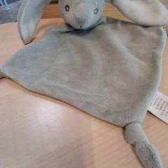 Knuffeldoek, zoals gemeld door IKEA Grenoble met iLost
