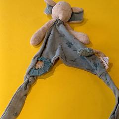 Manteta, segons ha informat IKEA Mulhouse mitjançant iLost