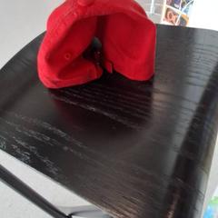 Gorra, ha sido reportado por IKEA Rouen Tourville-La-Rivière con iLost