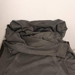 Kleding - Hoodie, rapporterat av Centraal magazijn med iLost