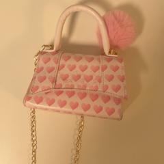 Håndveske Kind, som rapportert av Pathé Schiedam ved bruk av iLost