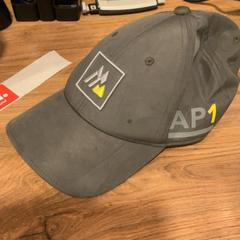Casquette Gris, a été signalé par MEININGER Hotel Marseille Centre la Joliette utilisant iLost