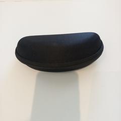 Sunglasses case Zwart, as reported by Arriva Limburg Zuid using iLost