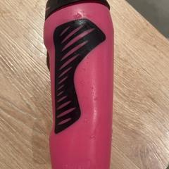 Bottle, as reported by Van der Valk Hotel Eindhoven - Best using iLost