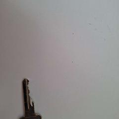 Kľúč metal gris, ako bolo nahlásené ilévia pomocou iLost