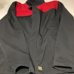 Kurtka, zgłoszono przez TU/e - Receptie Atlas przy użyciu iLost