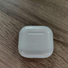 Ipodsdoosje, rapporterat av EBS OV Poeldijk med iLost