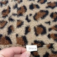 ネックポーチ Fourrure léopard がiLostで IKEA Rennes - Pacé によって報告されました