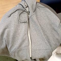 Boa hoodie Gris, as reported by IKEA Strasbourg using iLost