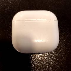 Funda per a auriculars, segons ha informat Arriva Limburg Noord mitjançant iLost