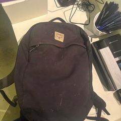 Ryggsekk backpack, som rapportert av Room Mate Bruno ved bruk av iLost