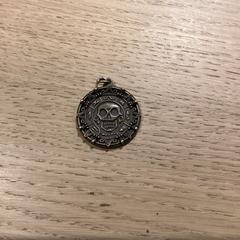 İLost kullanarak Poppodium 013 tarafından bildirildiği gibi Pandantif