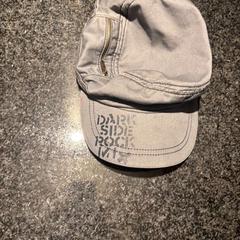 Czapka Grijze, zgłoszono przez Van der Valk Hotel Wolvega Heerenveen przy użyciu iLost