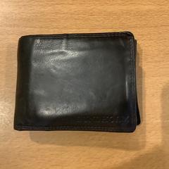 Cartera op naam van Reestman e/v van Beugen, segons ha informat Gemeente Amsterdam mitjançant iLost