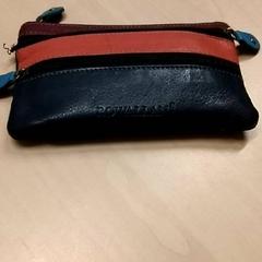 Držák karty, jak nahlášeno RET pomocí iLost