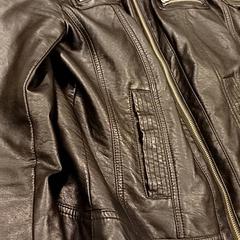 Dzseki, amint azt Padualaan 97 az iLost segítségével jelentette.