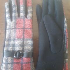 Handschoenen, som rapportert til iLost