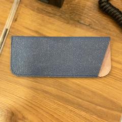 Custodia per gli occhiali etui, come riportato da MEININGER Hotel Marseille Centre la Joliette utilizzando iLost