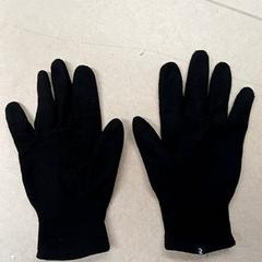 Handschoenen Zwart, zoals gemeld door Qbuzz GD Groningen Peizerweg met iLost