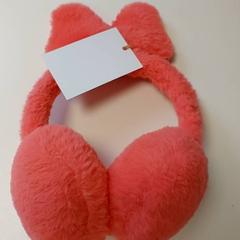 Kläder Oor warme, rapporterat av Regio Limburg - Leuven med iLost