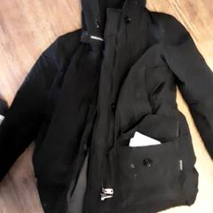 Giacca, come riportato da Qbuzz ZHN utilizzando iLost