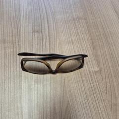 Zonnebril Bruin, zoals gemeld door Connexxion Noord Holland Noord Alkmaar met iLost