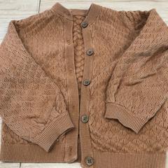 カーディガン brun ajouré がiLostで IKEA Liège によって報告されました