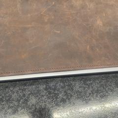 Laptop Apple, zgłoszono przez Rotterdam The Hague Airport przy użyciu iLost
