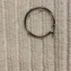 ピアス　片方, gisa salatu by IKEA長久手 iLost erabiliz